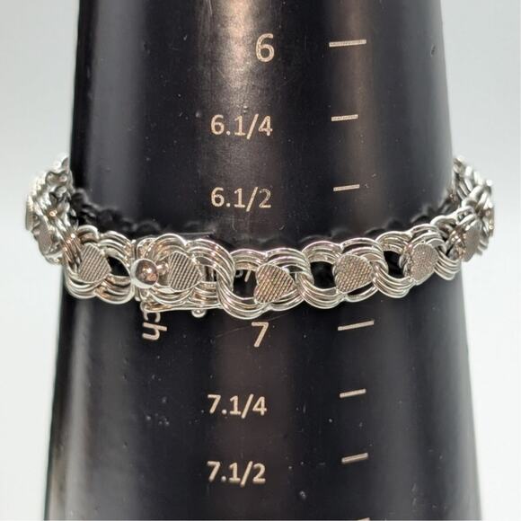 Vintage Mid Century Sterling Silver Double Link Textured Heart Charm Bracelet - Picture 6 of 8